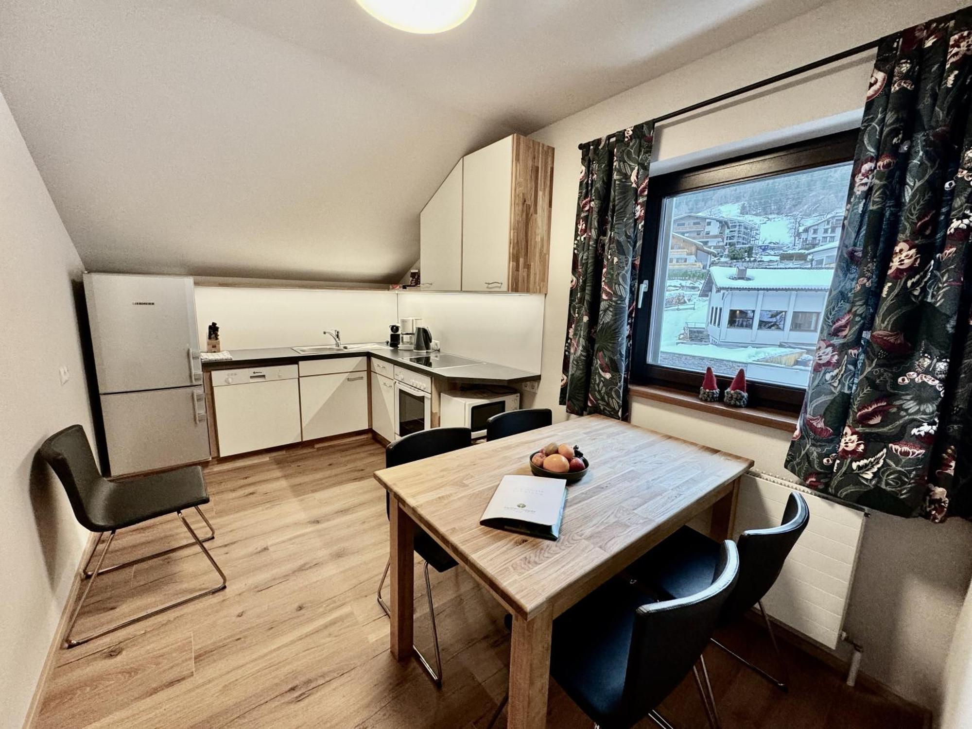 Felbermayer Appartements กาชูร์น ภายนอก รูปภาพ
