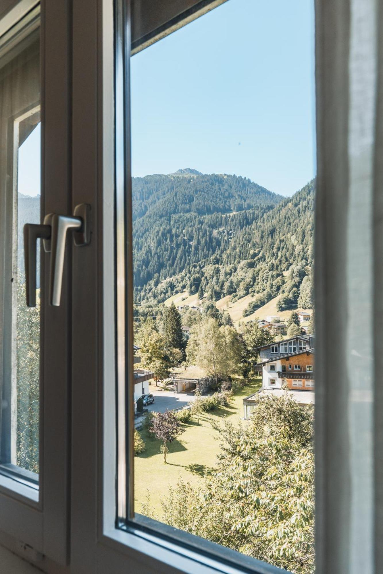 Felbermayer Appartements กาชูร์น ภายนอก รูปภาพ